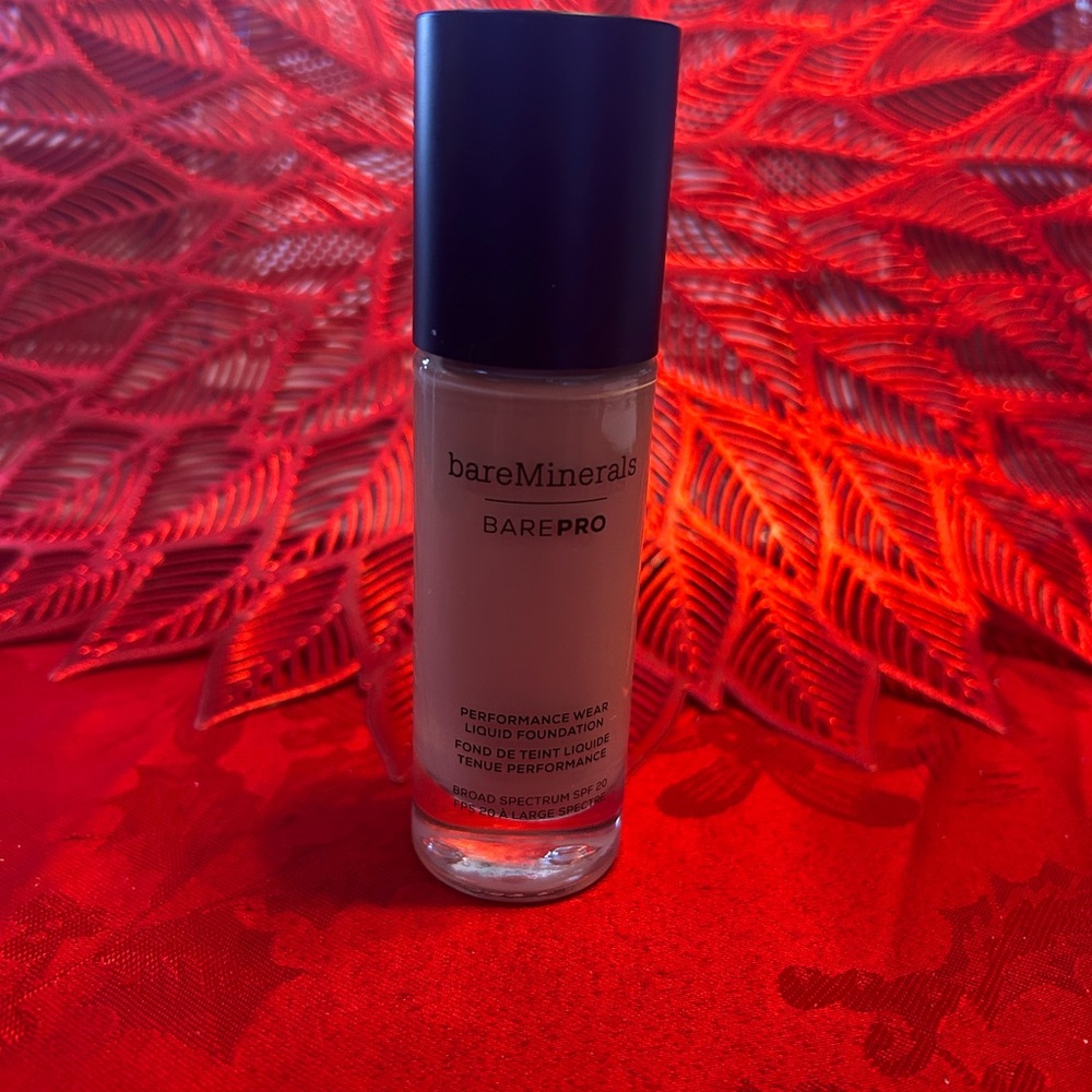 Bare minerals bare pro foundation - Picture 3 of 3